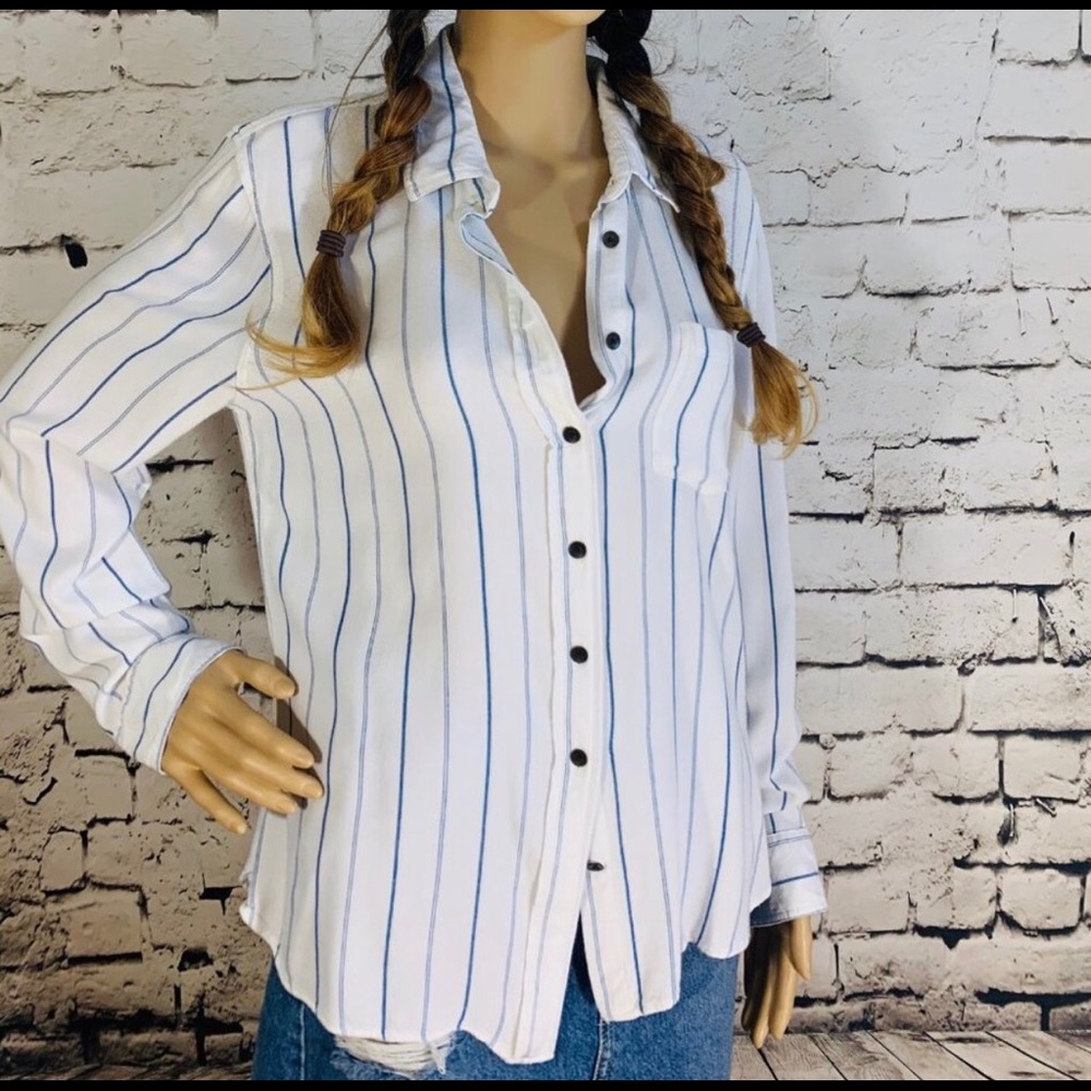 Jach's Girlfriend striped button down